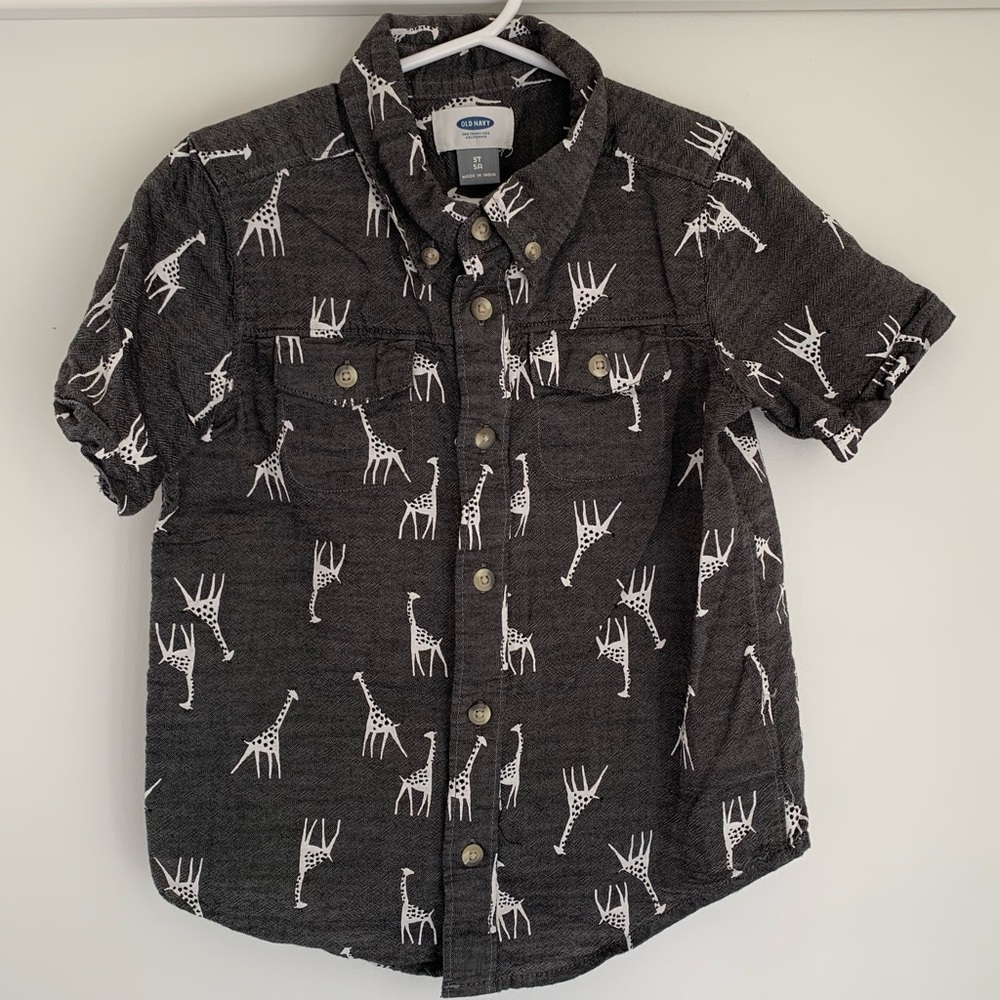 Old Navy Boys Button Down Shirt Size 5T